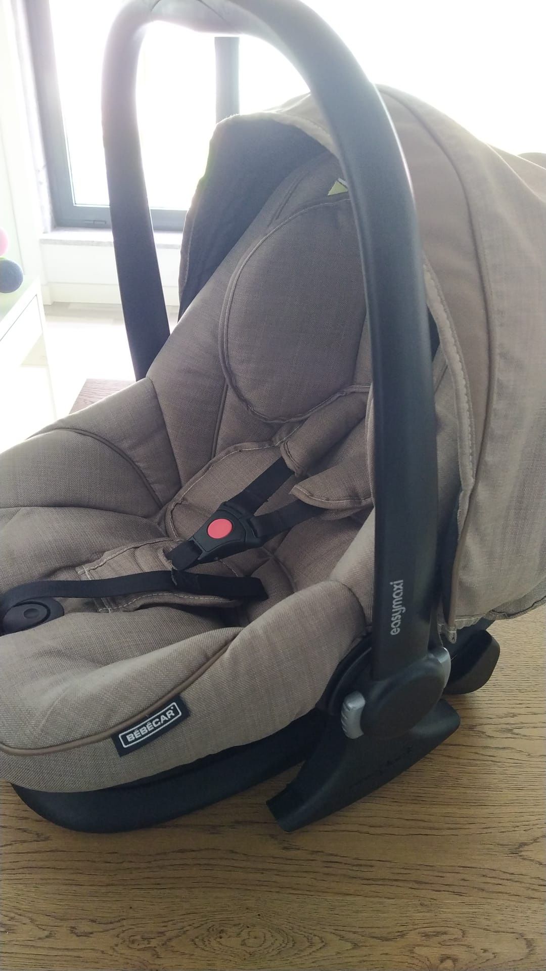 Conjunto carrinho, ovinho, base isofix, etc