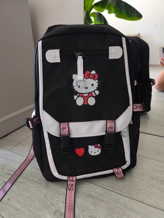 plecak szkolny Hello Kitty tornister lekki, port USB