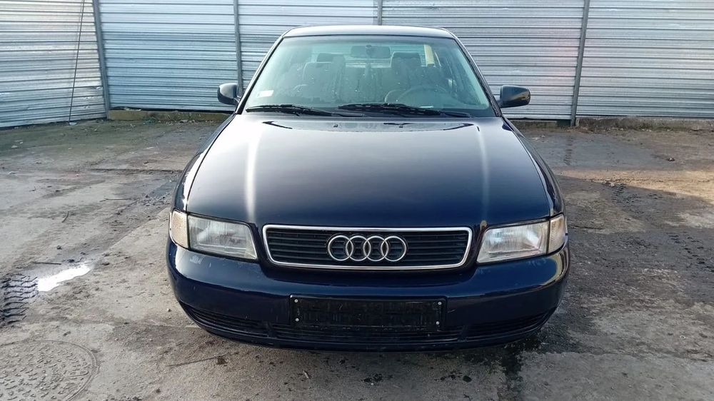 Tylko Części Audi A4 B5 1.6 100KM 74kW ADP 94r-96r Lakier LY5L
