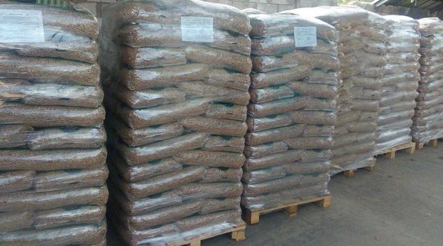 pelet PELLET sosnowy pakowany worki 15 kg dostawa GRATIS