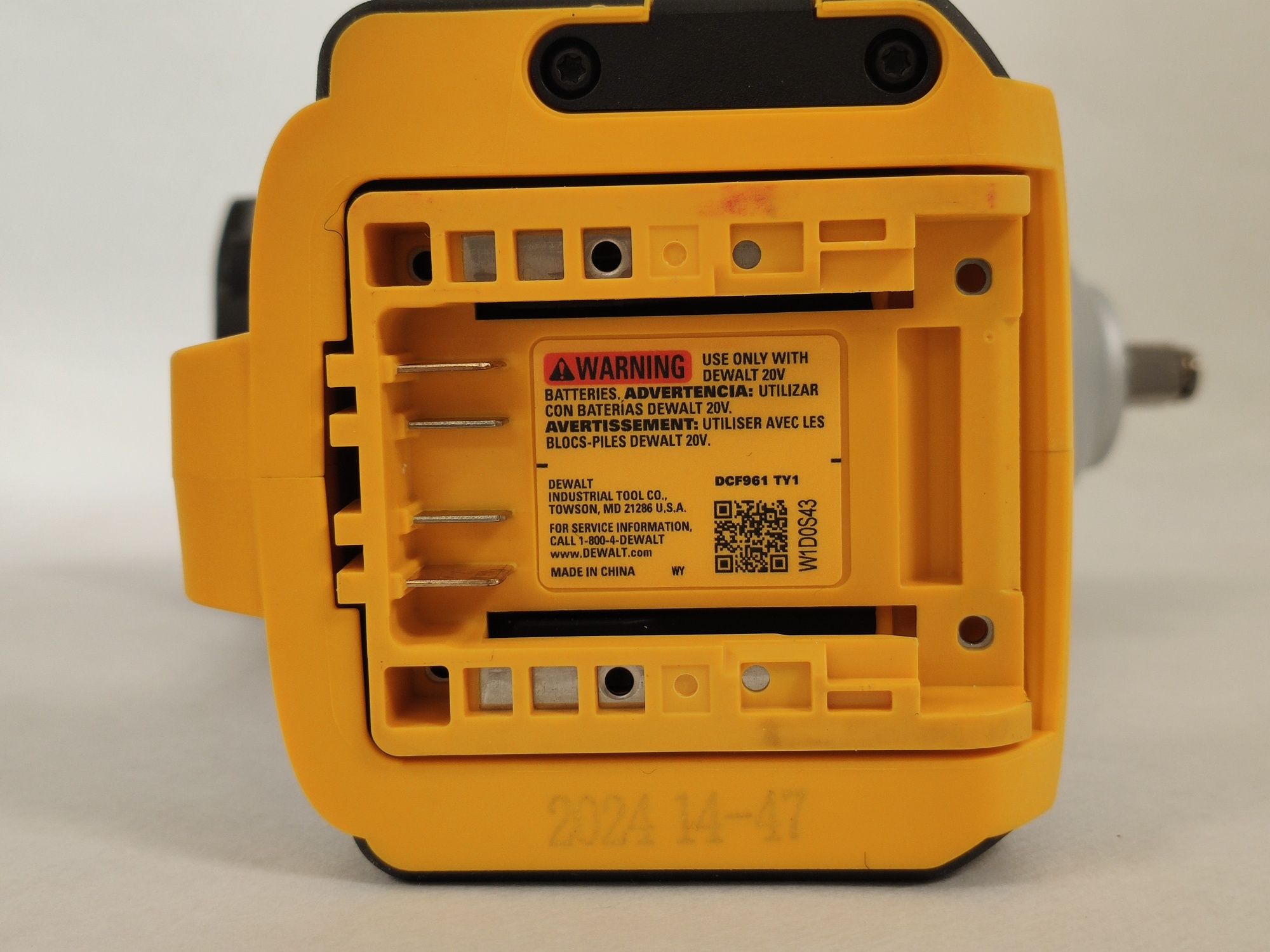 Безщітковий ударний гайковерт DeWALT DCF961GP1 XR 20V 1/2" оригінал