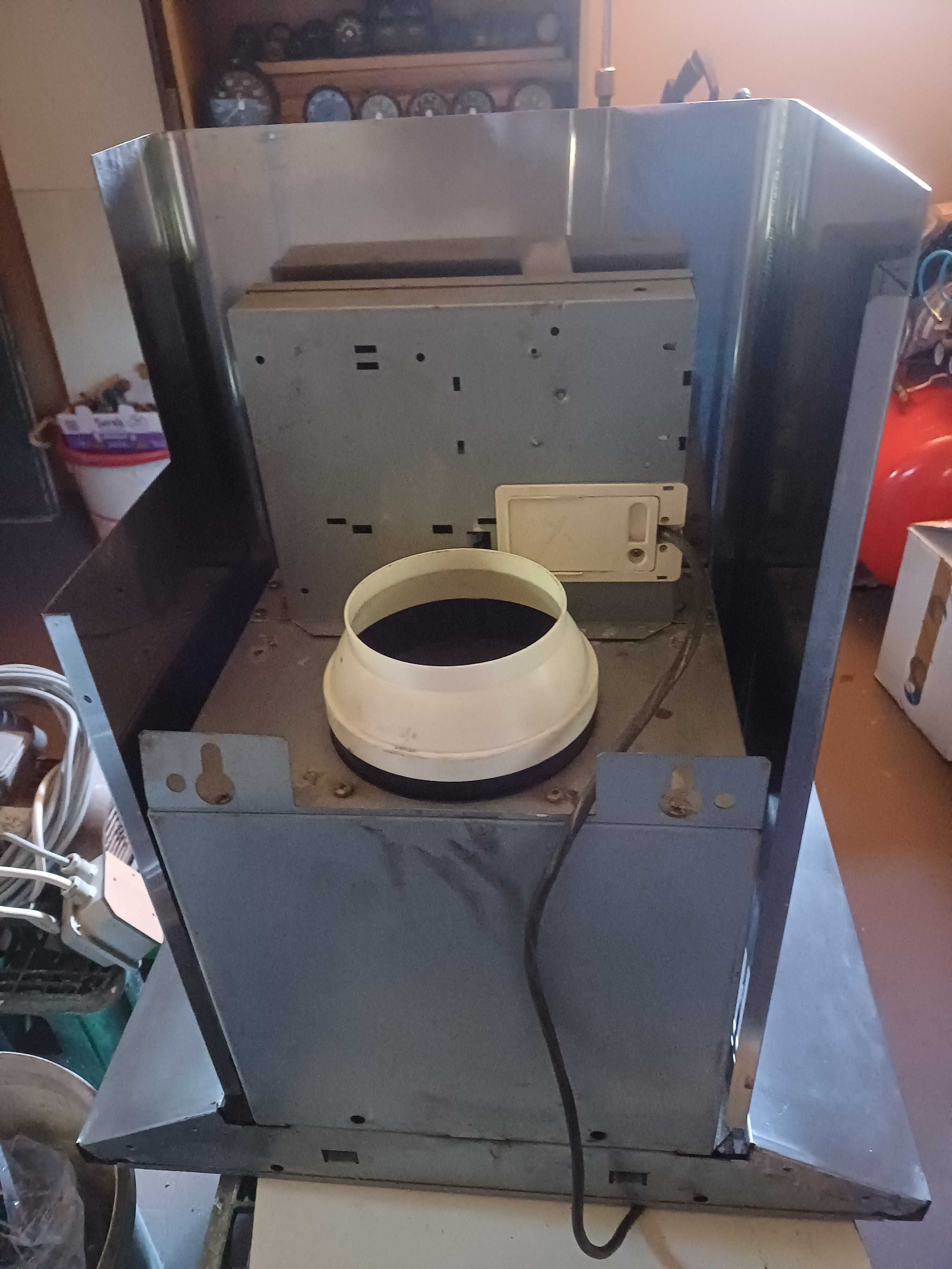 Okap kominowy BOSCH DKE665A