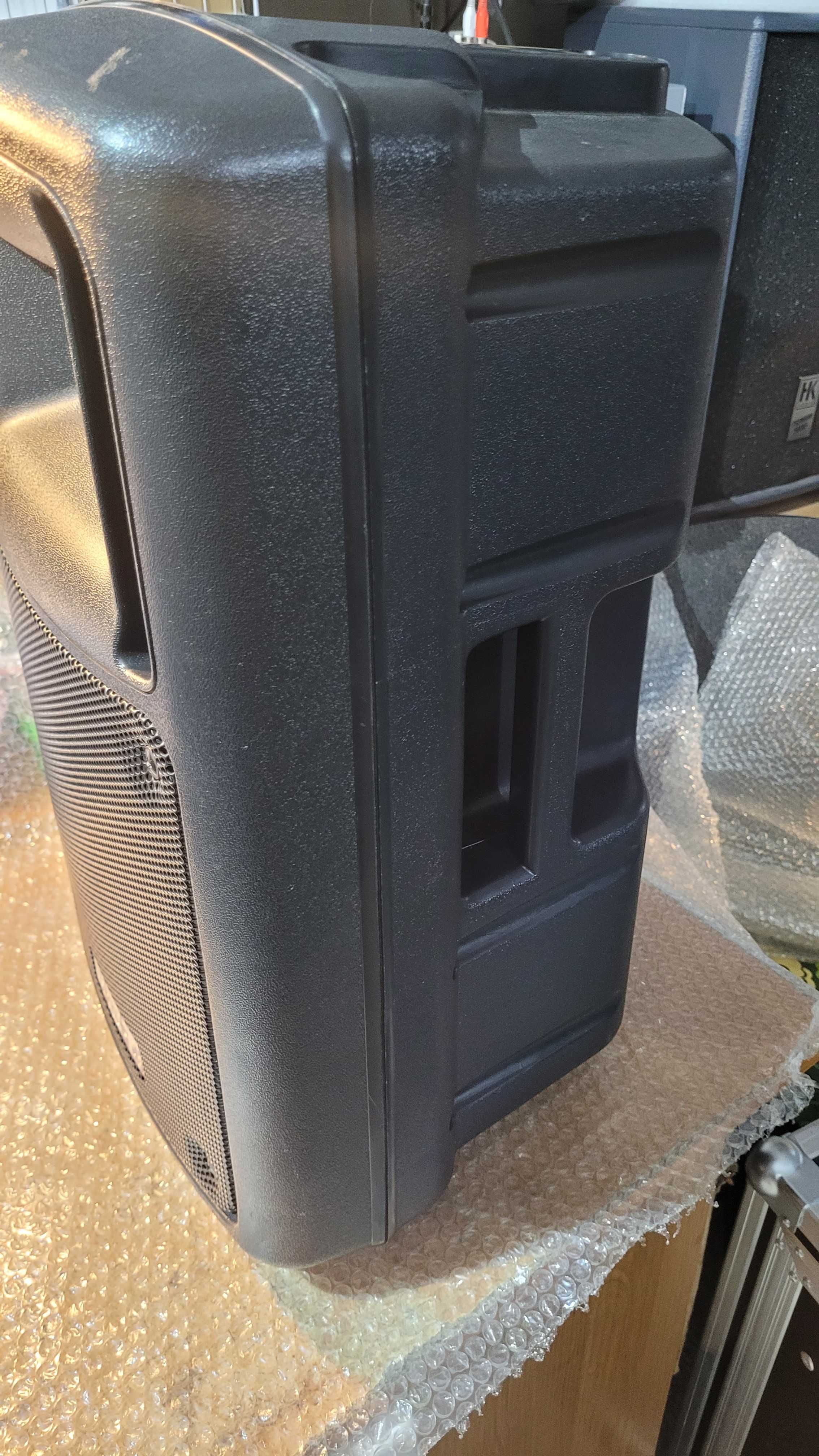 FBT MaxX2a kolumny aktywne 10" 250W. + pokrowce Stan BDB!