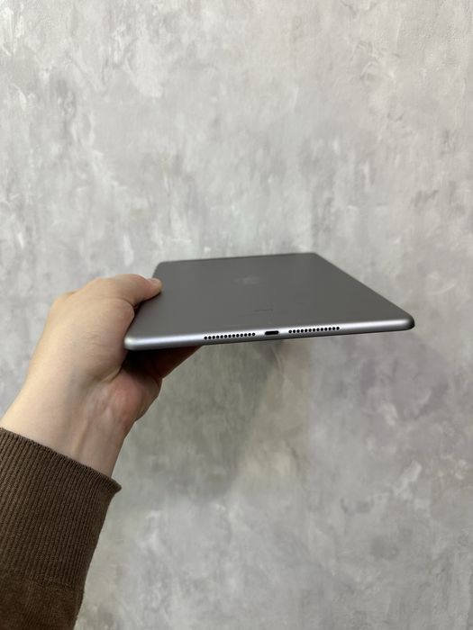 iPad 5 покоління, 128 ГБ, Wi-Fi.