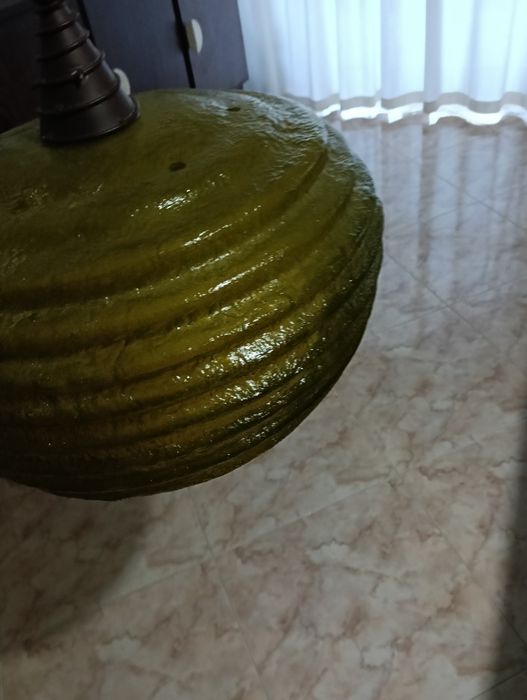 Candeeiro de tecto com abajur em fibra de vidro