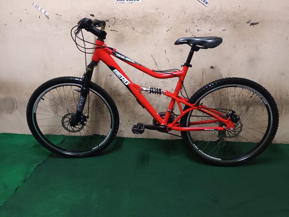 Bicicleta Berg Trailrock Alumínio R26 Com Travão Disco  Bom Estado Bar
