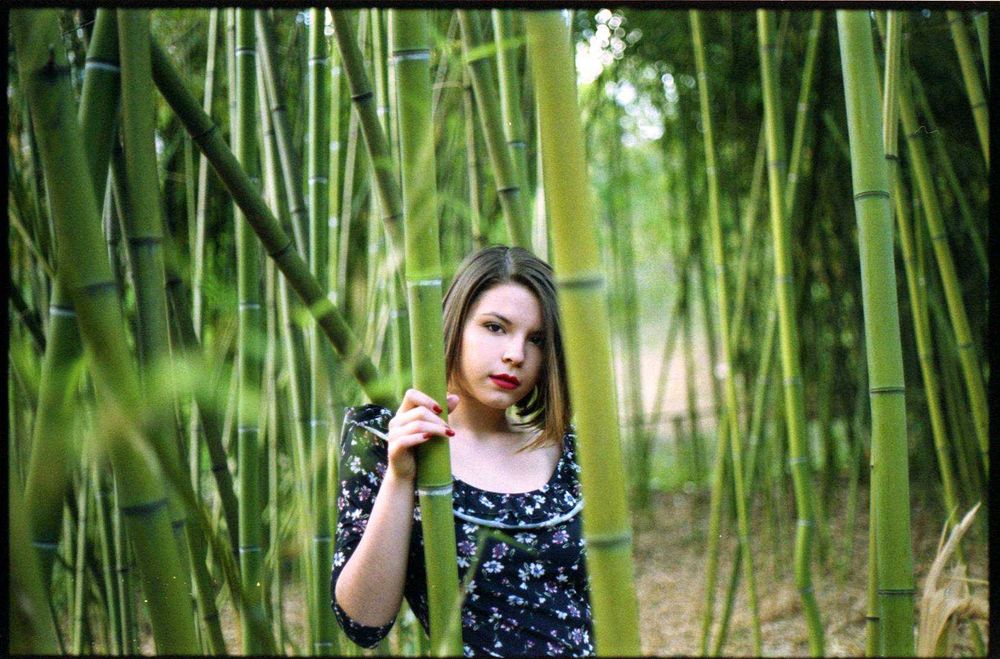 Плівочна фотокамера Nikon FTn з Обєктив Zoom-Nikkor Auto 43-86mm f/3.5