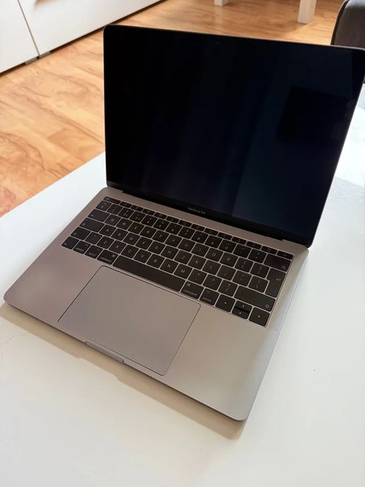 Apple Macbook Pro 2017 A1708