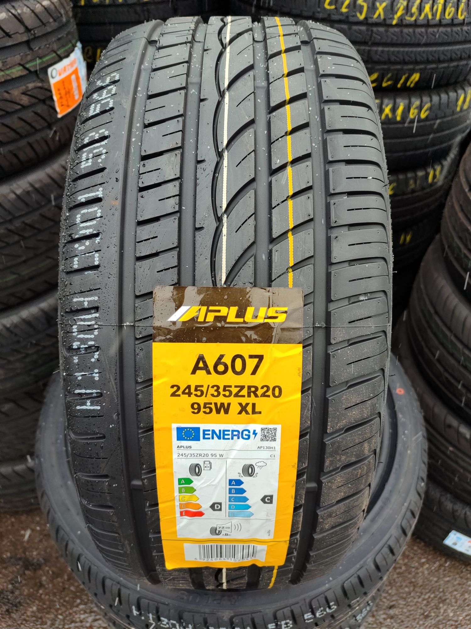 Aplus A607 Tesla model 3 245/35 R20 95W XL