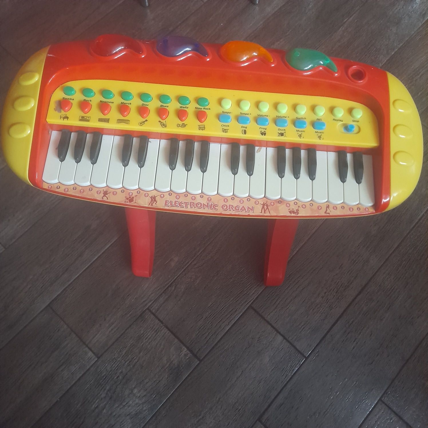 Organki, pianino