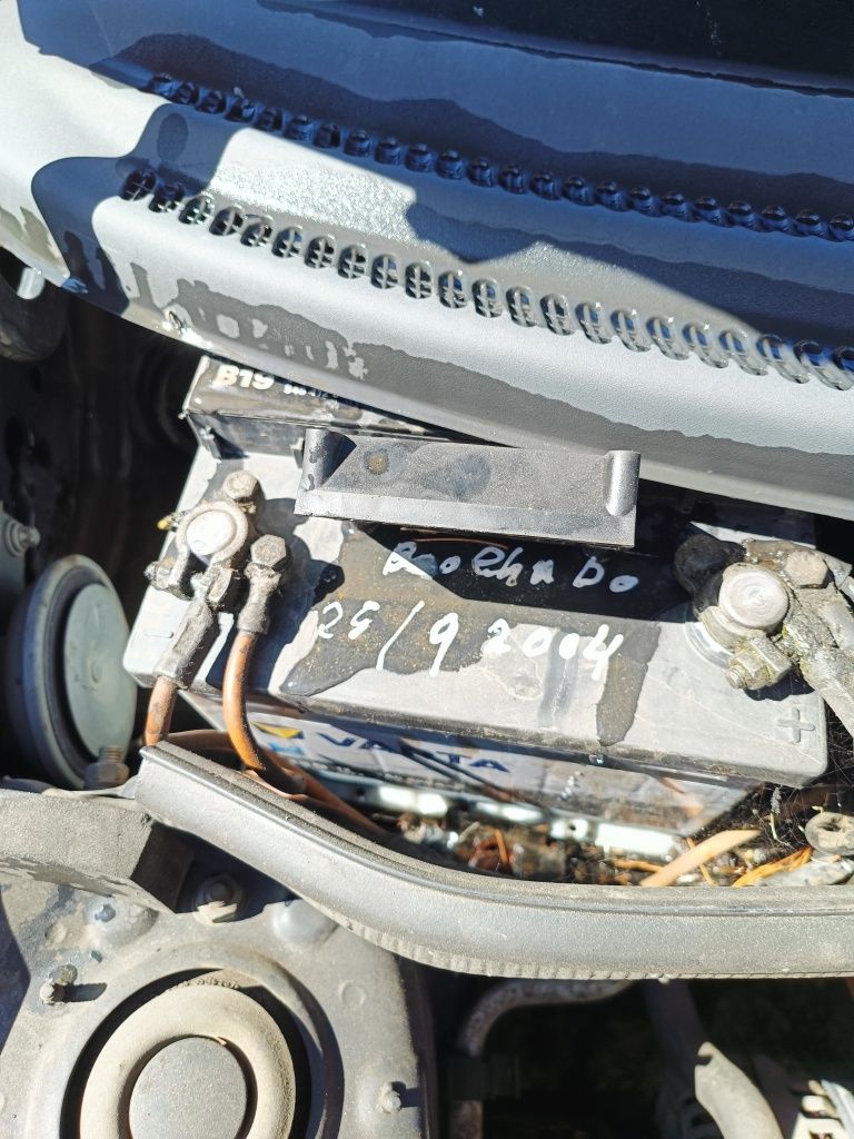 Opel Corsa B 1.2 16V 99' Ler discrição