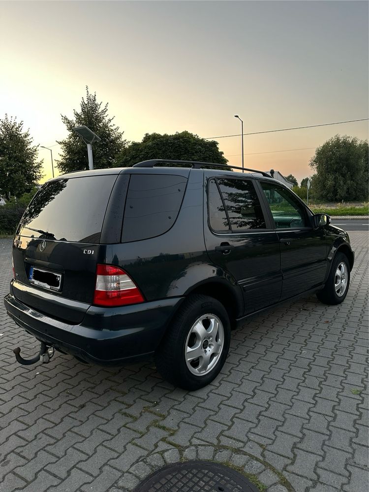 Mercedes-Benz ML 270 CDI Skóry 3300kg hak