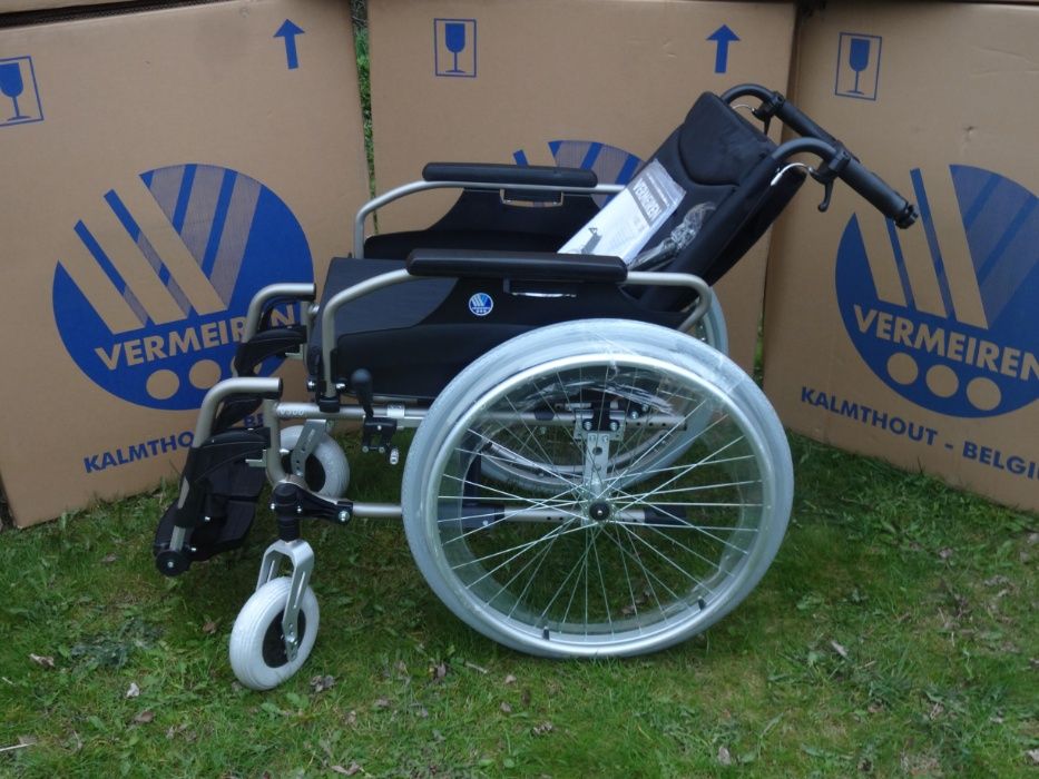 Wózek inwalidzki Vermeiren V300/30 stopni odchylane oparcie
