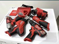 Zestaw elektronarzędzia Milwaukee M12 zestaw USA grzechotka, zakretark