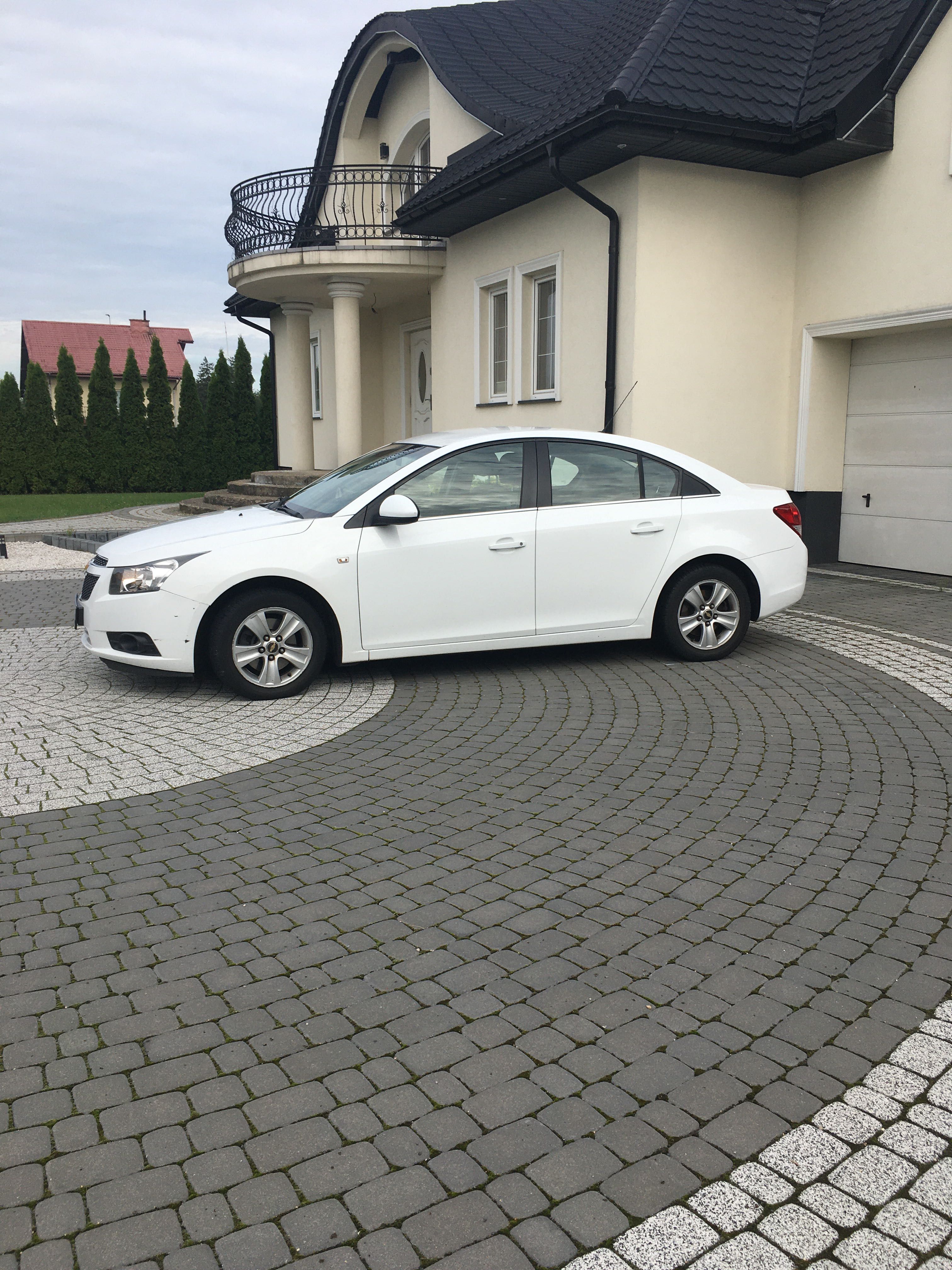 Chevrolet Cruze  biały