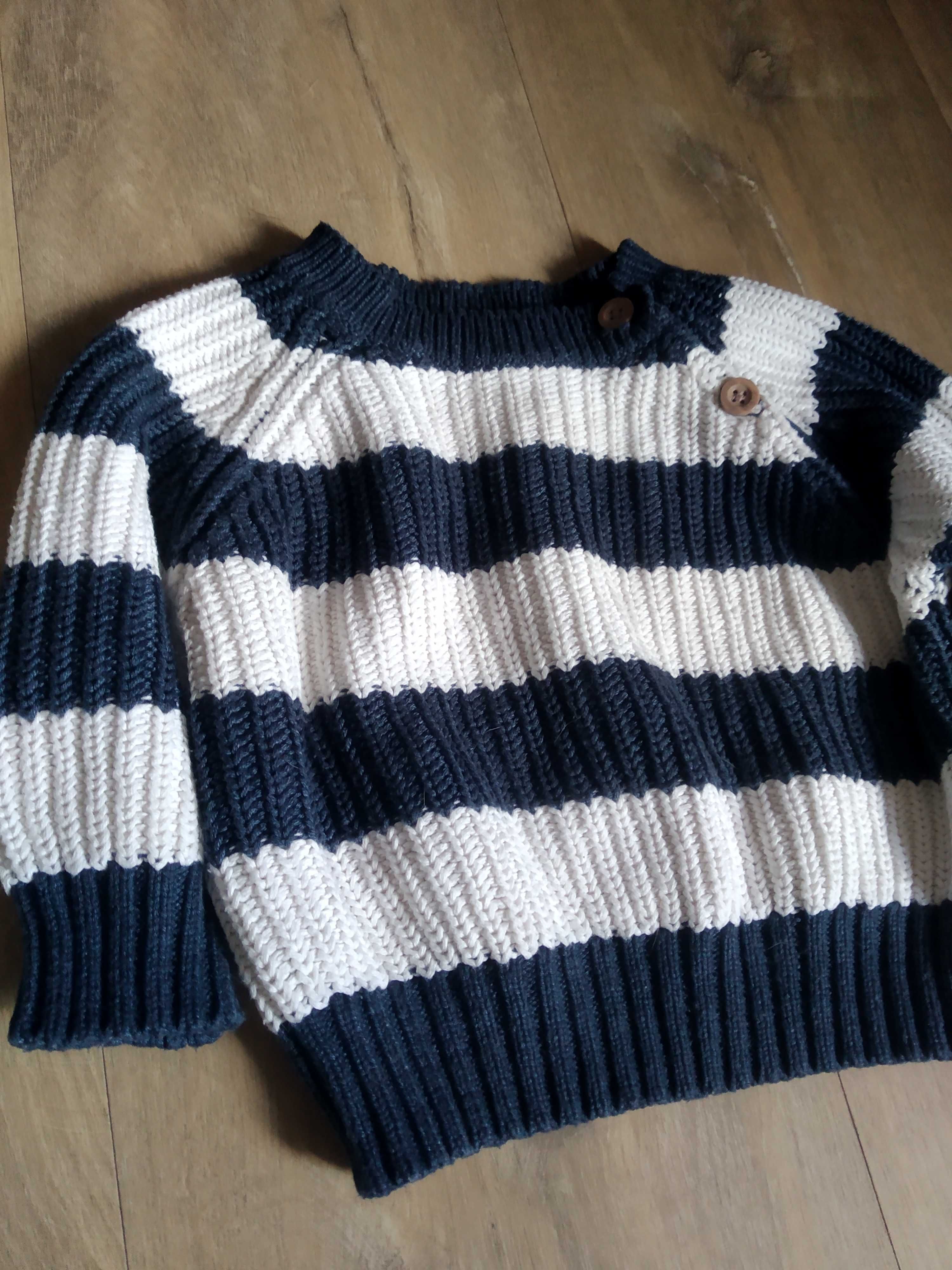 Sweter rozmiar 74