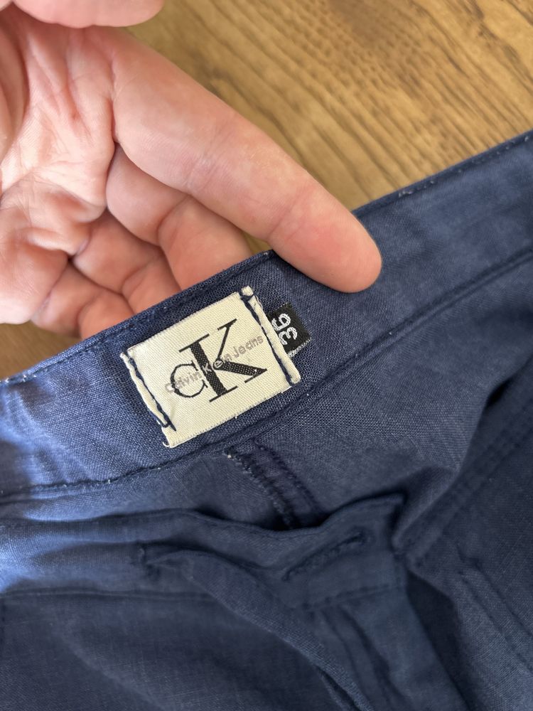 Calvin Klein calças de linho