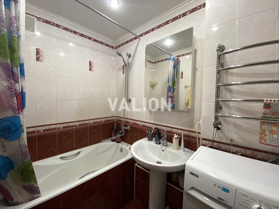 Продаж 3 кім квартири по вул. Мілютенко, Лісовий масив, метро Лісова