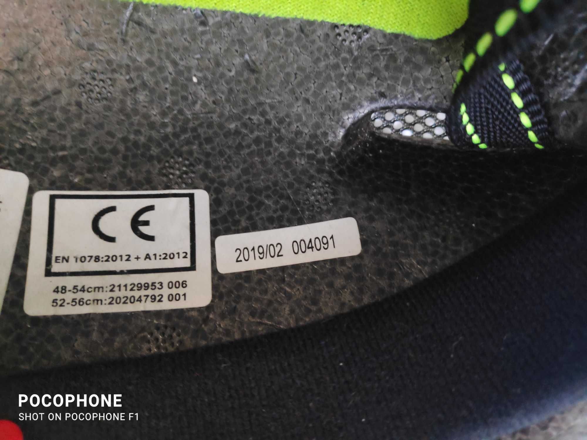Capacete de bicicleta para menino