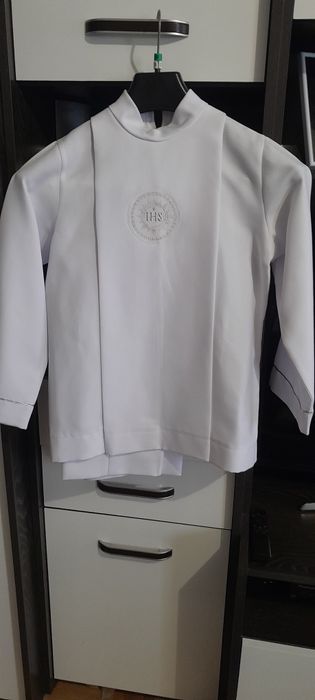 Strój komunijny 140