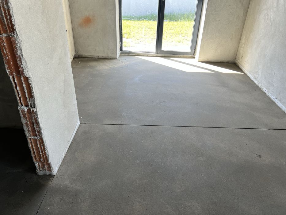 Полусуха стяжка підлоги