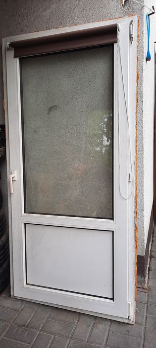 Drzwi balkonowe z demontażu 90*180