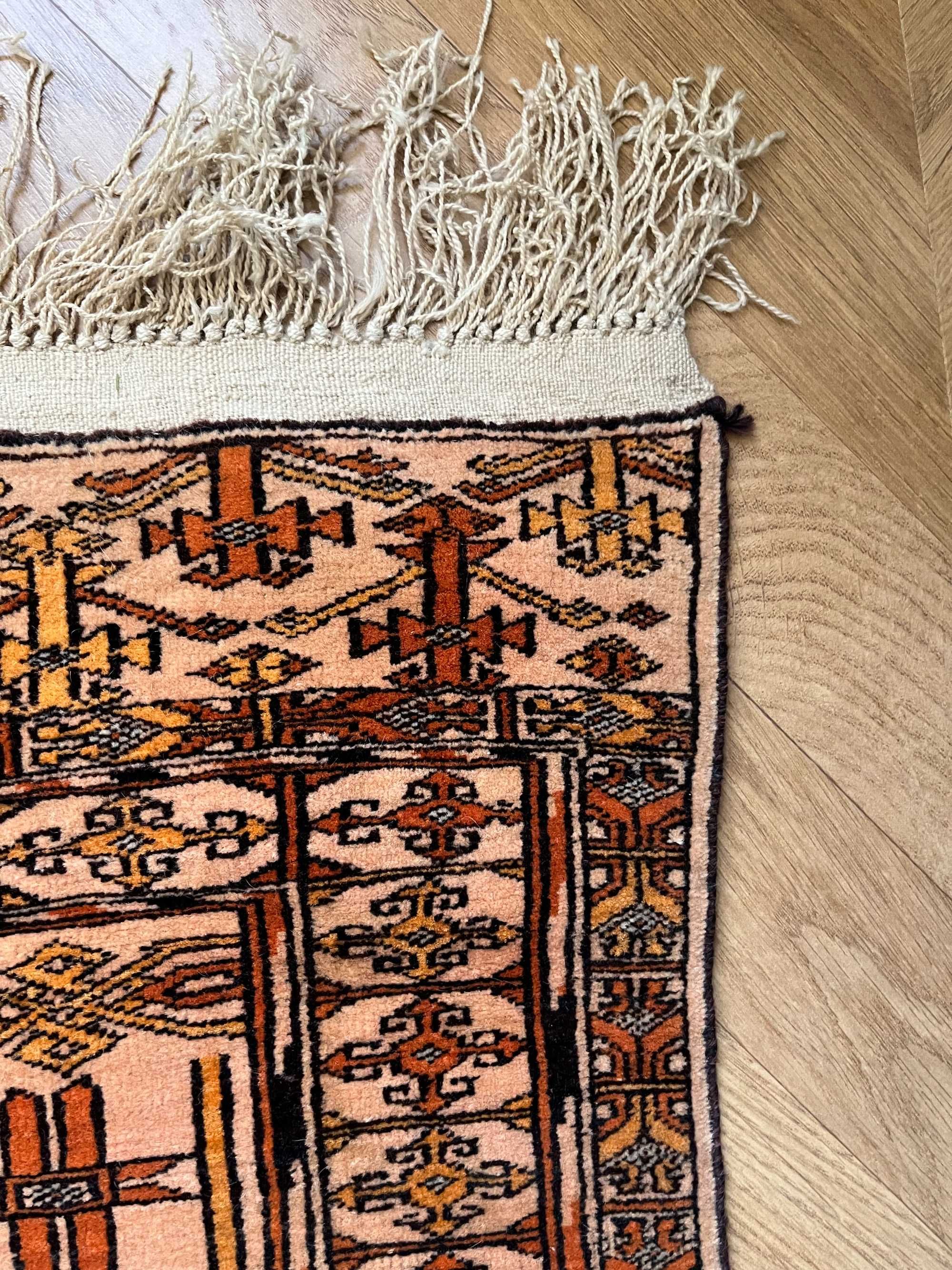 Wełniany Dywan w stylu Boho 118cm x 180cm