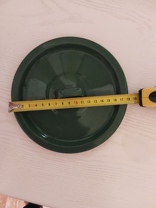 Продаю сковородки нержавеющие, дуршлак, крышки для кастрюль