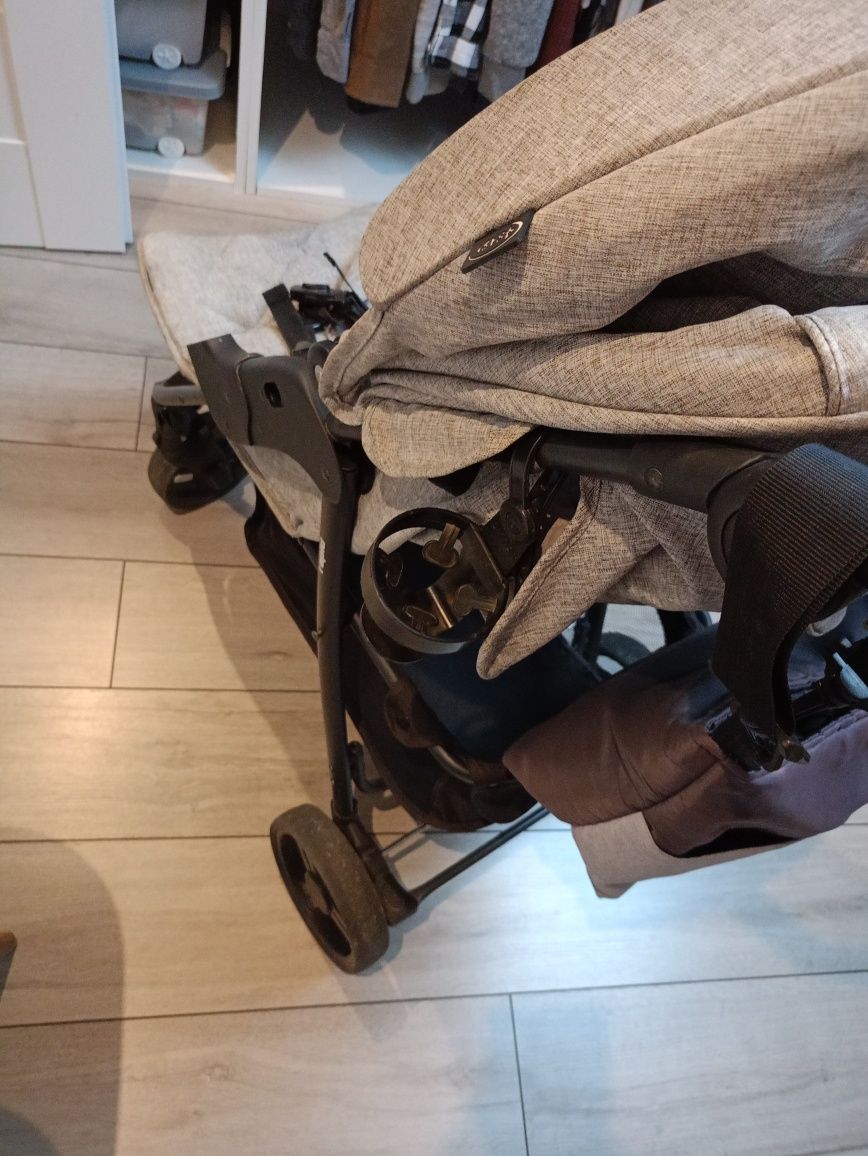 Spacerówka do 22 kg