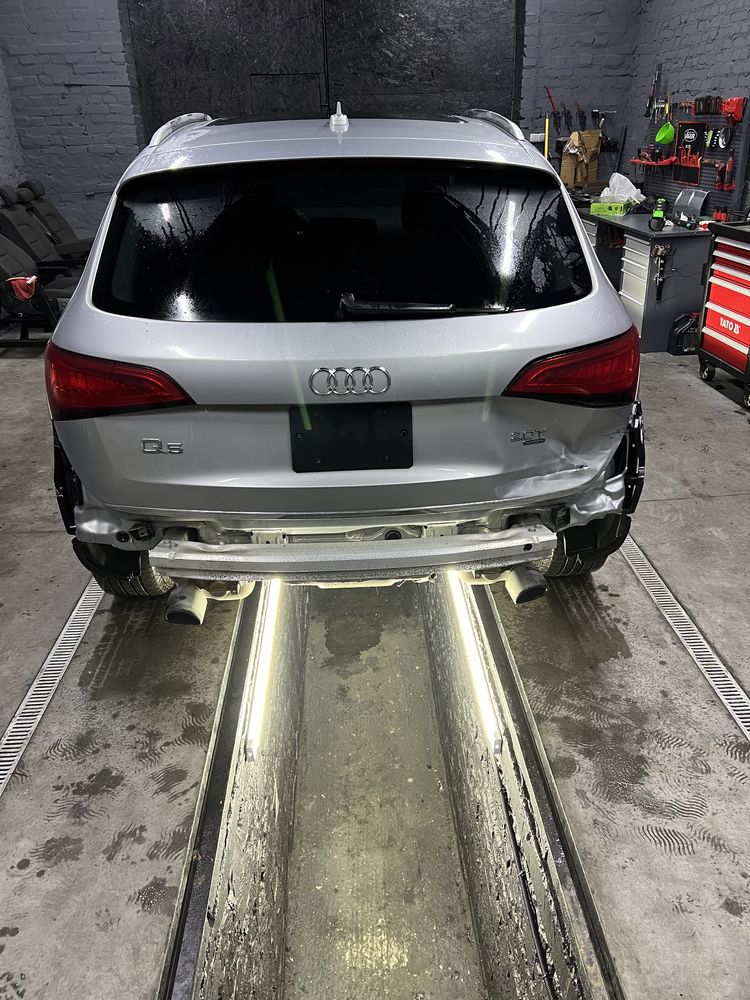 Розборка Audi Q5 8R0 12-16 рік в наявності запчасти