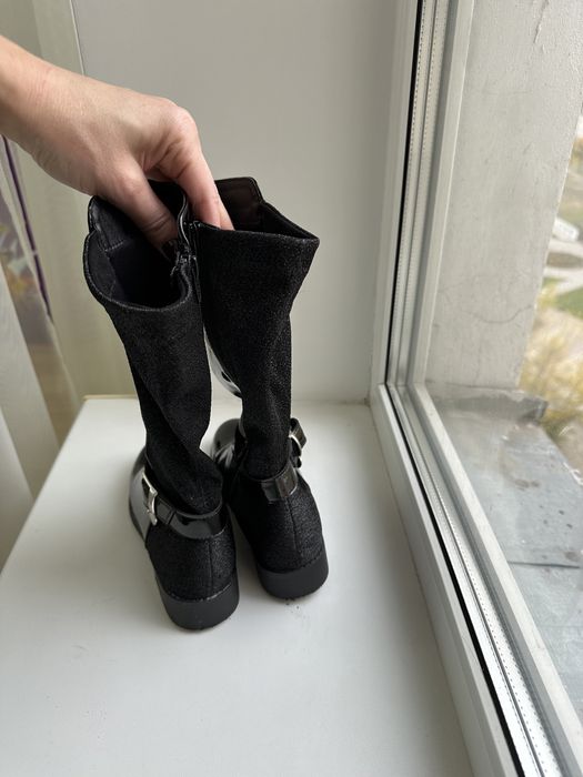 Чоботи дитячі лакові з текстилем