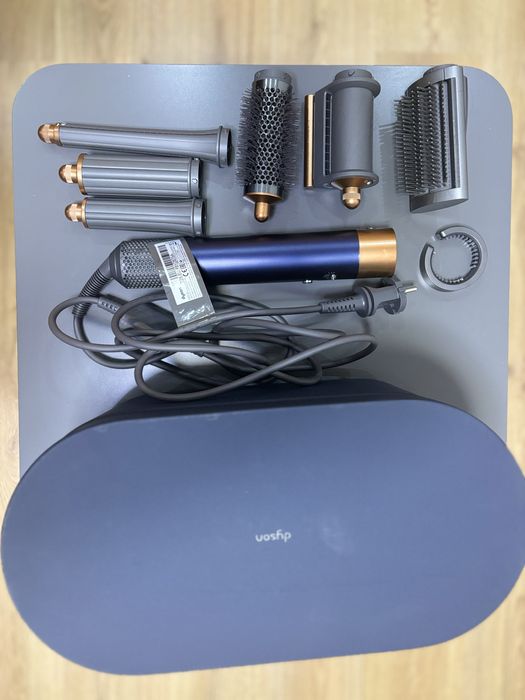 Продам Dyson Airwrap Multi-styler