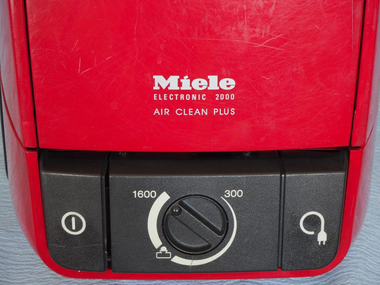 Miele S251-1i порохотяг пилосос пилосмок пылесос