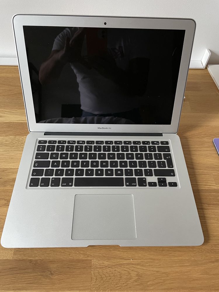 Macbook Air 13 stan dobry