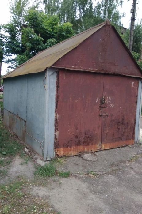 Продам гараж на Роковатой.