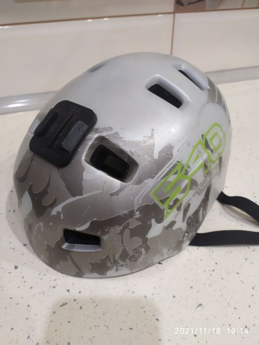 Шлем для екстрима