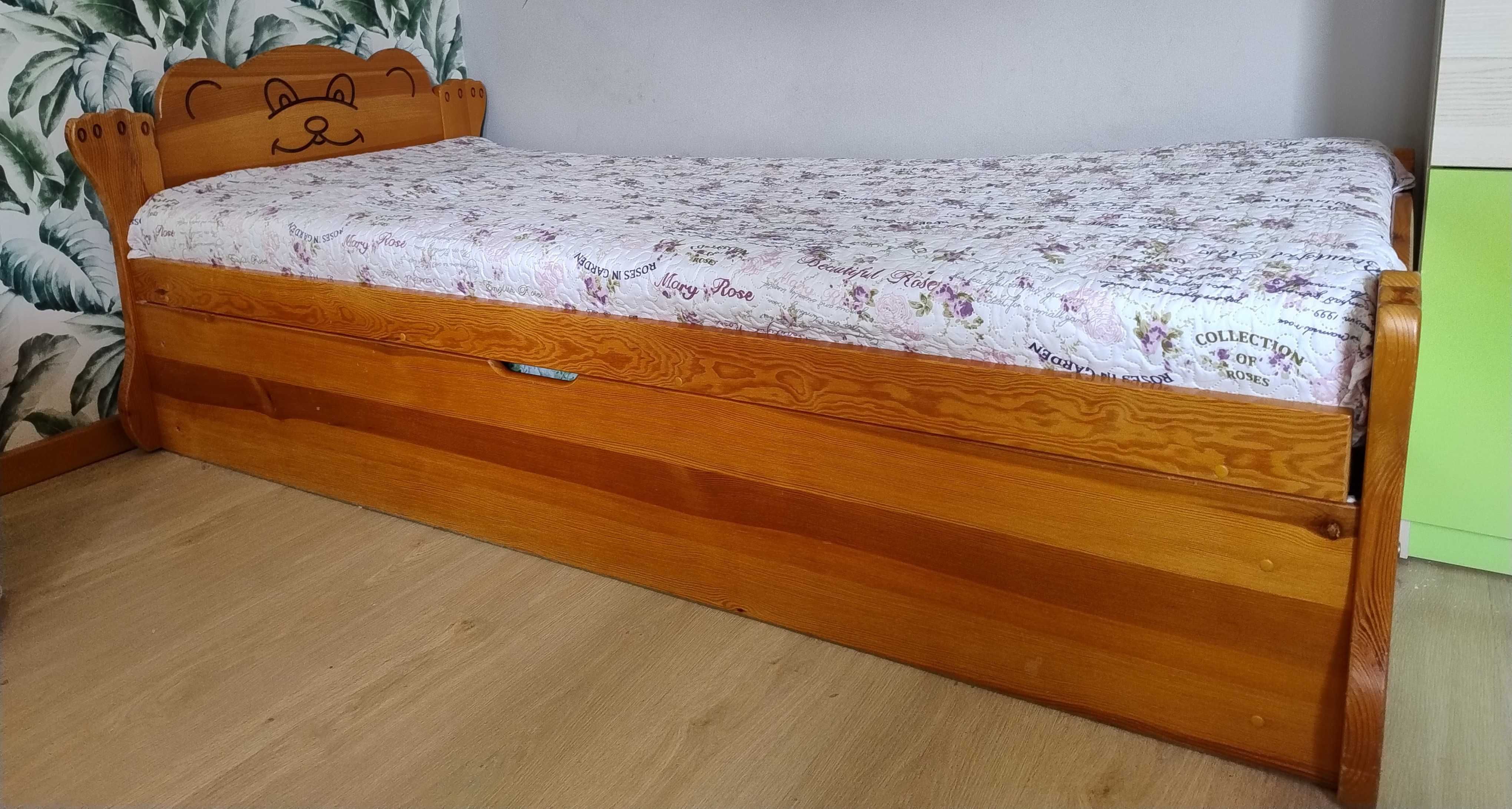 Łóżko sosnowe dla dziecka