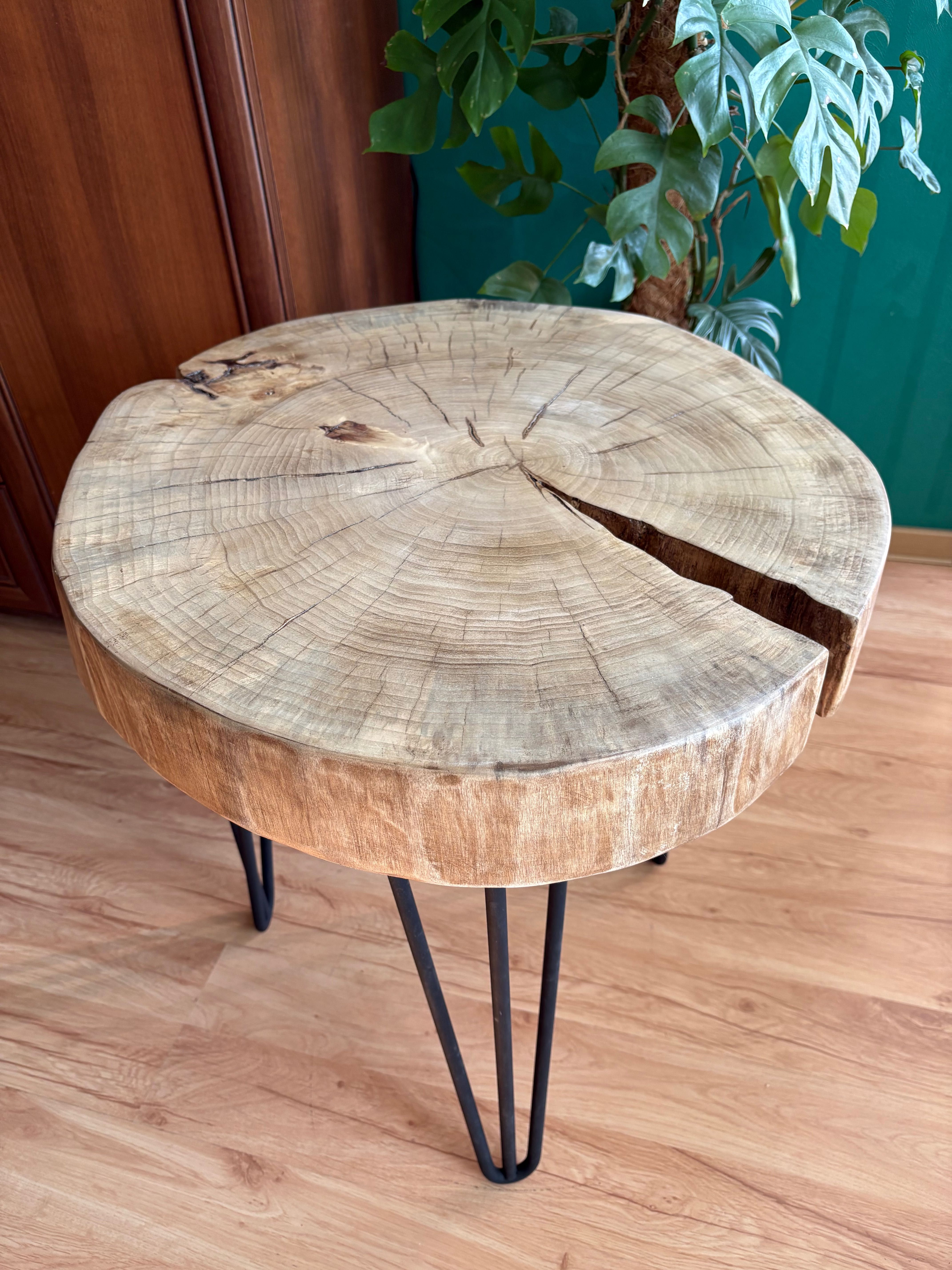 stół drewniany, stolik kawowy okrągły z naturalnego drewna handmade
