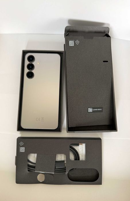 Samsung S25 256GB kolor Srebrny - jak NOWY na GWARANCJI