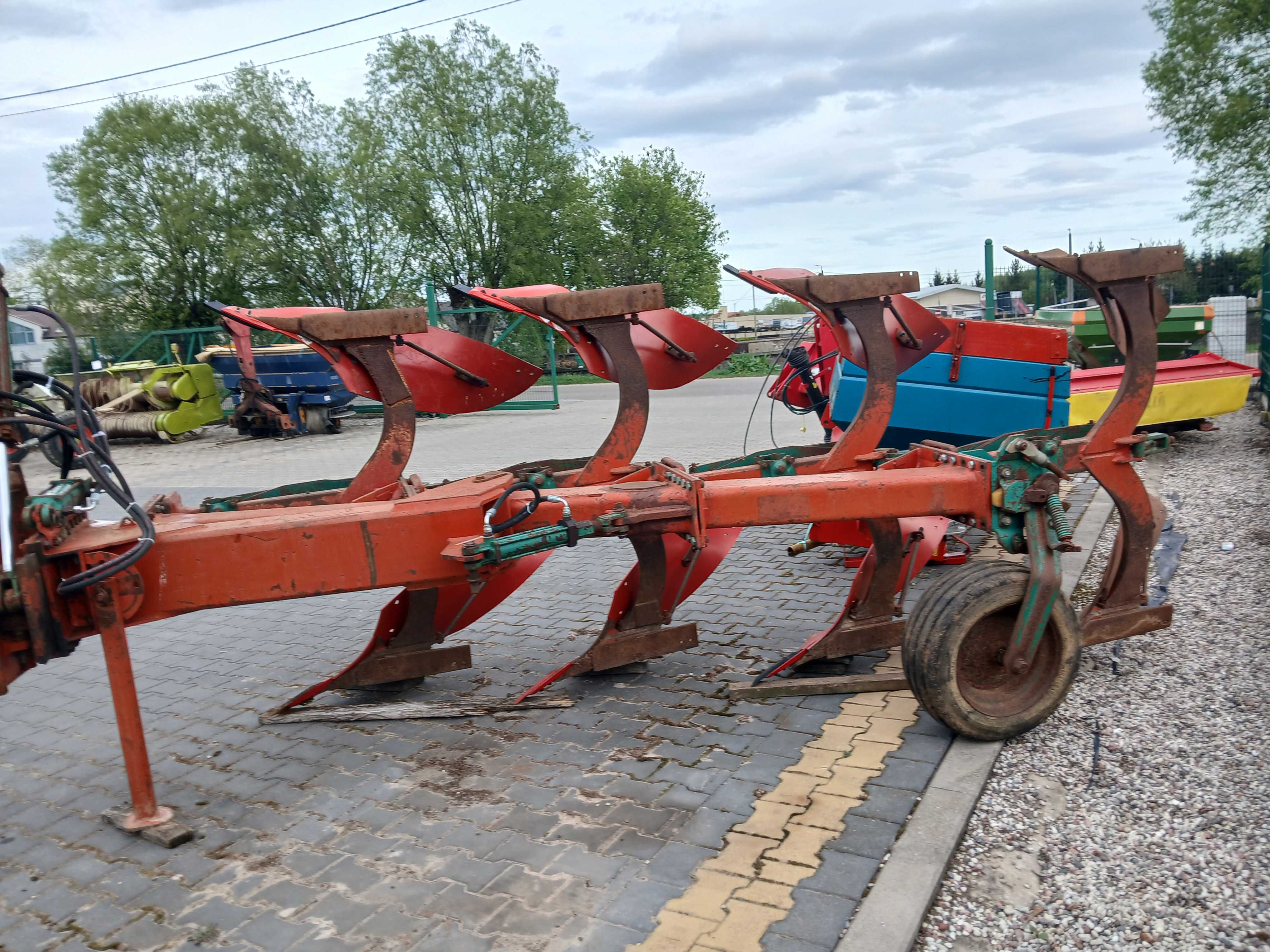 Pług obrotowy kverneland non stop resor 4 skibowy 5 obrotowy z zachodu