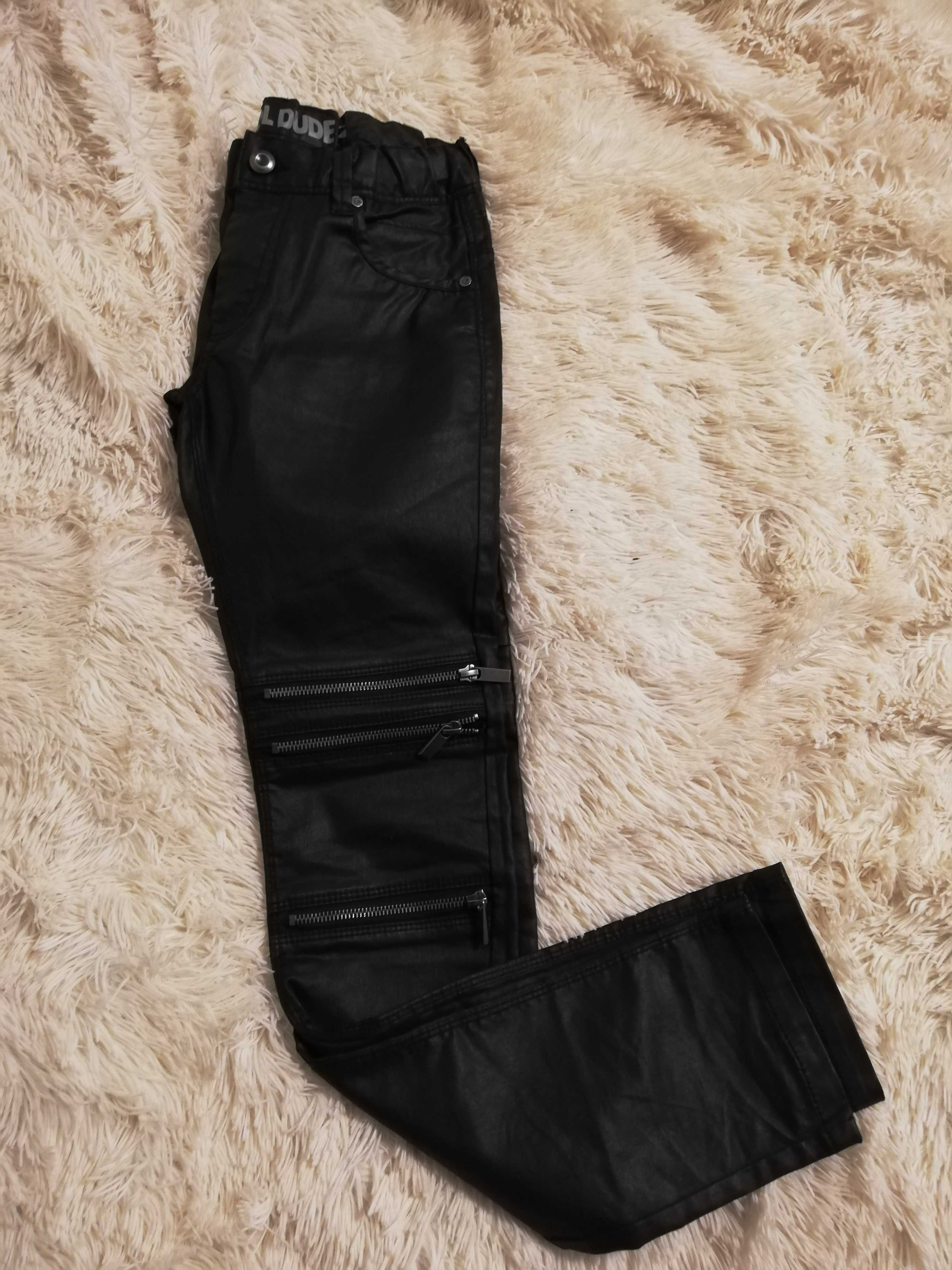 spodnie czarne 158 164 woskowane z zamkami modne skinny coolcat