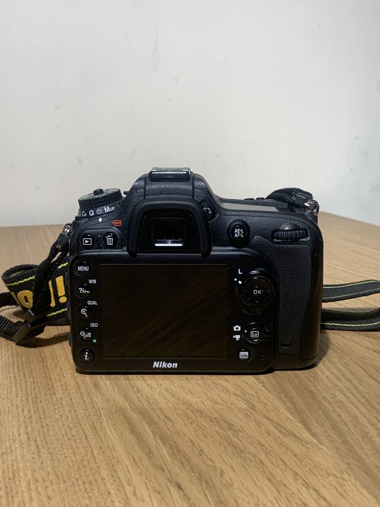 Aparat Nikon D7100 + 18- 105mm