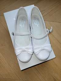 Eleganckie skórzane białe buty rozm 31