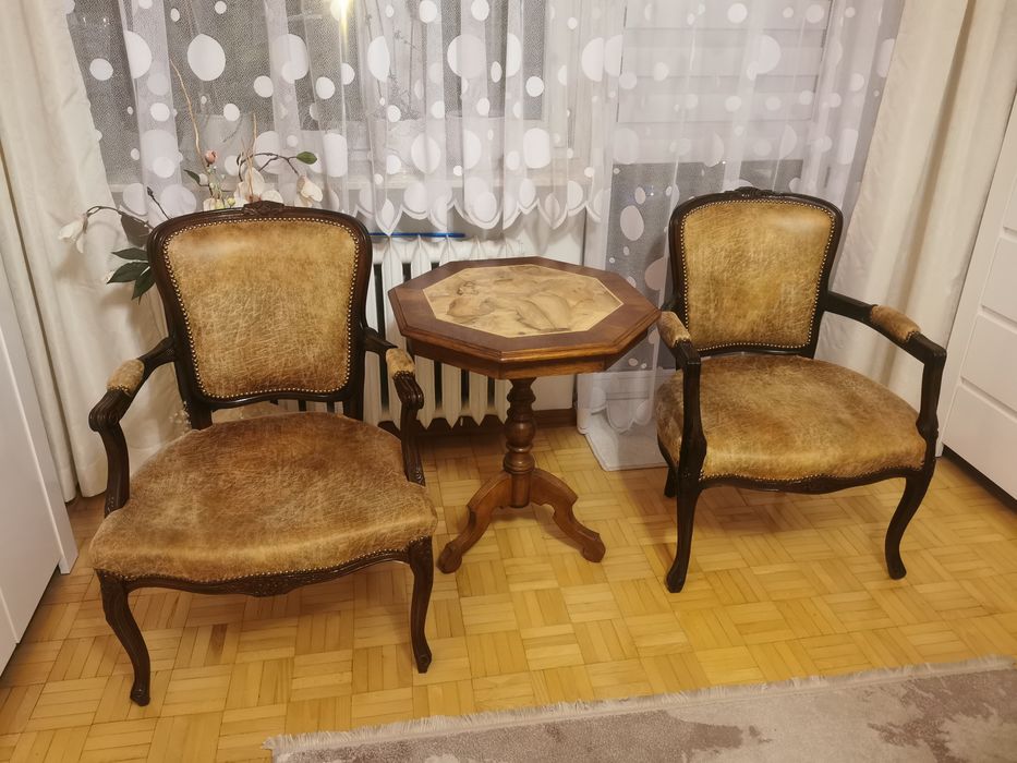 Stolik kawowy komplet