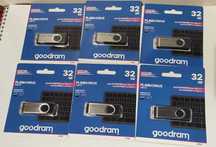 USB флеш накопичувач Goodram 32GB UTS3 Twister Black USB 3.0