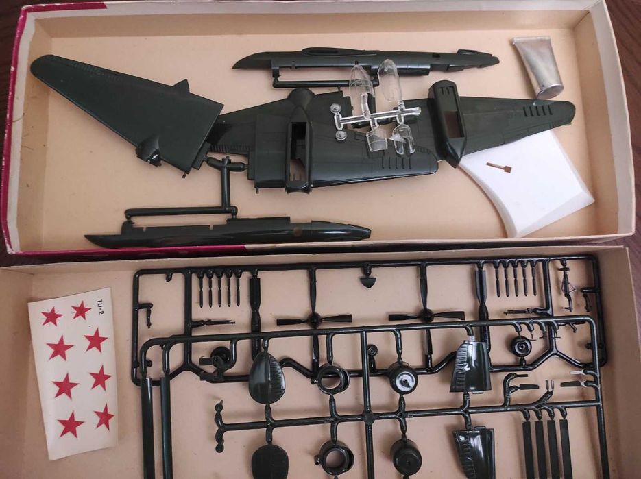 Сборные Модели самолетов ГДР. Збірні моделі літаків