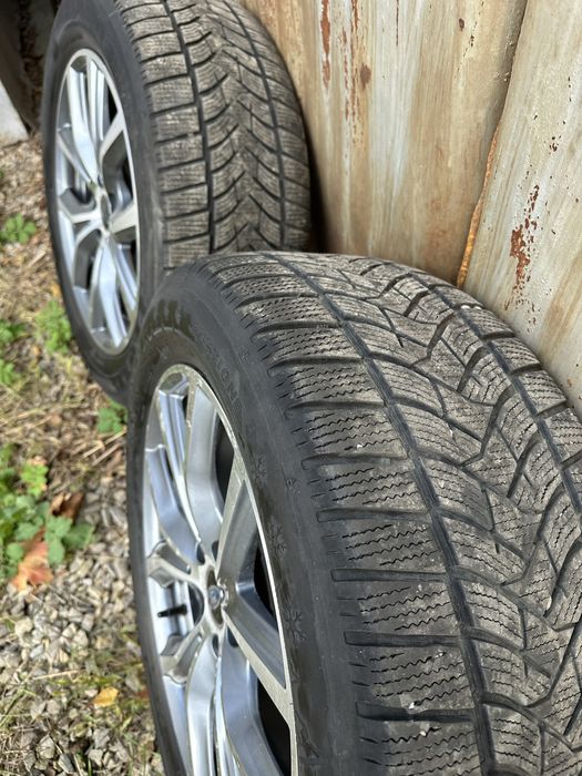 Авто шини зимові для легкових авто з дисками та датчиками тиску