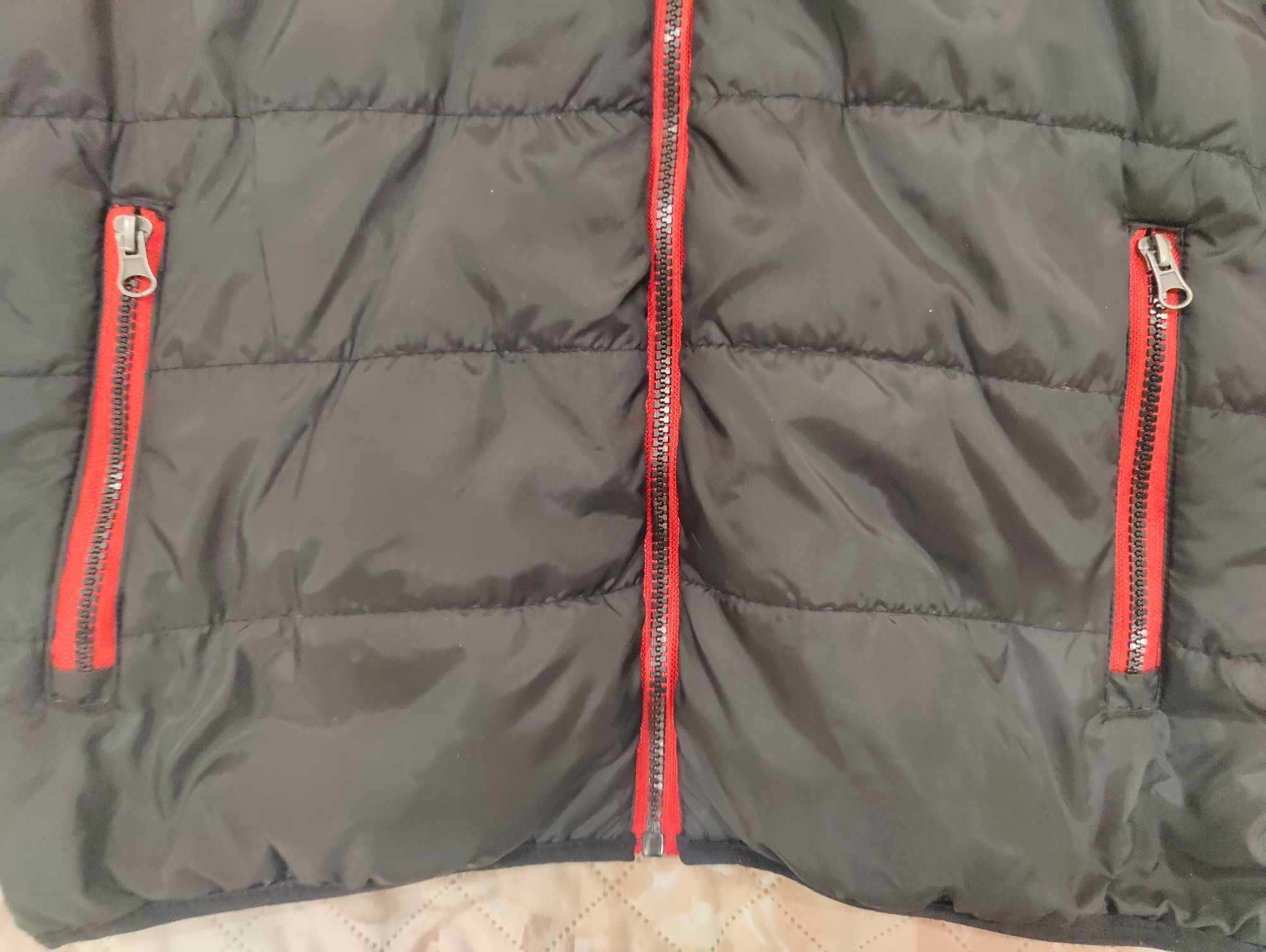 Casaco Atlas for Men preto e vermelho c/ capuz tam. L excelente