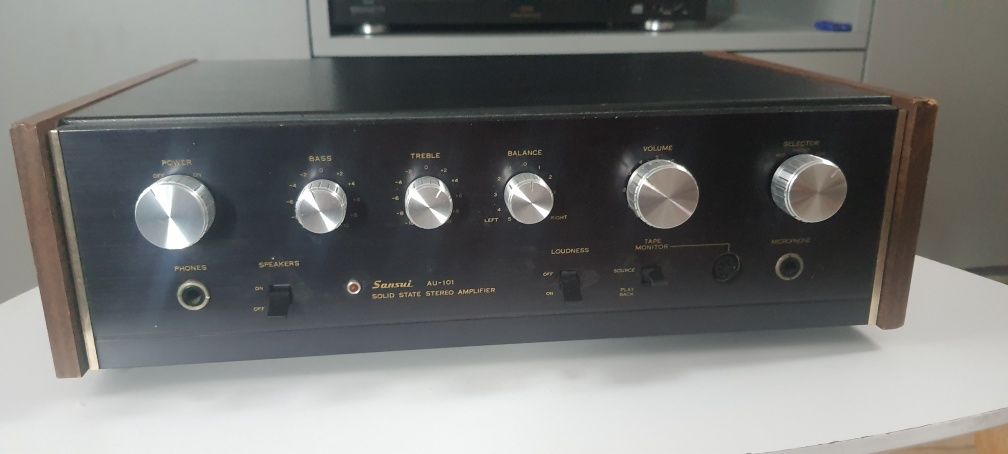 Wzmacniacz Sansui AU-101