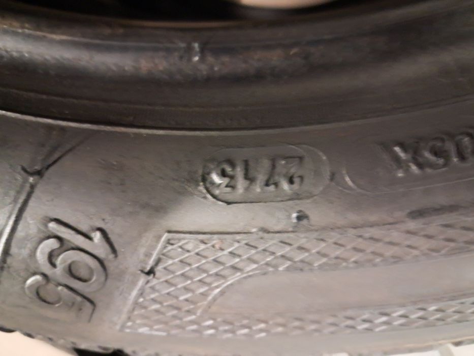 Nr 4 opony 195/55/16 zimowe M +S